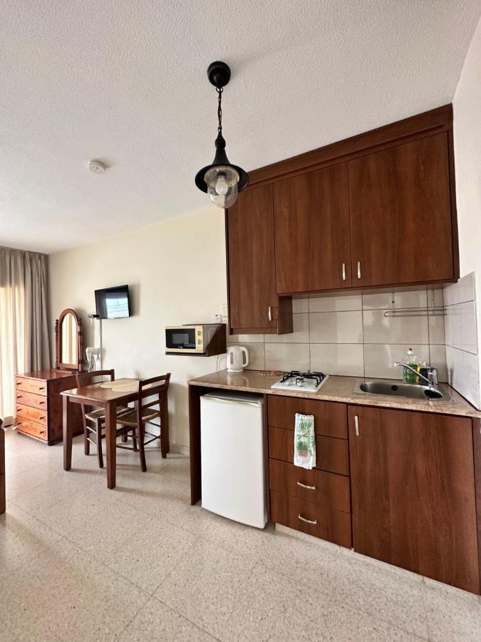 Estia Vasilis Manoli Apartment Айя Напа Екстериор снимка