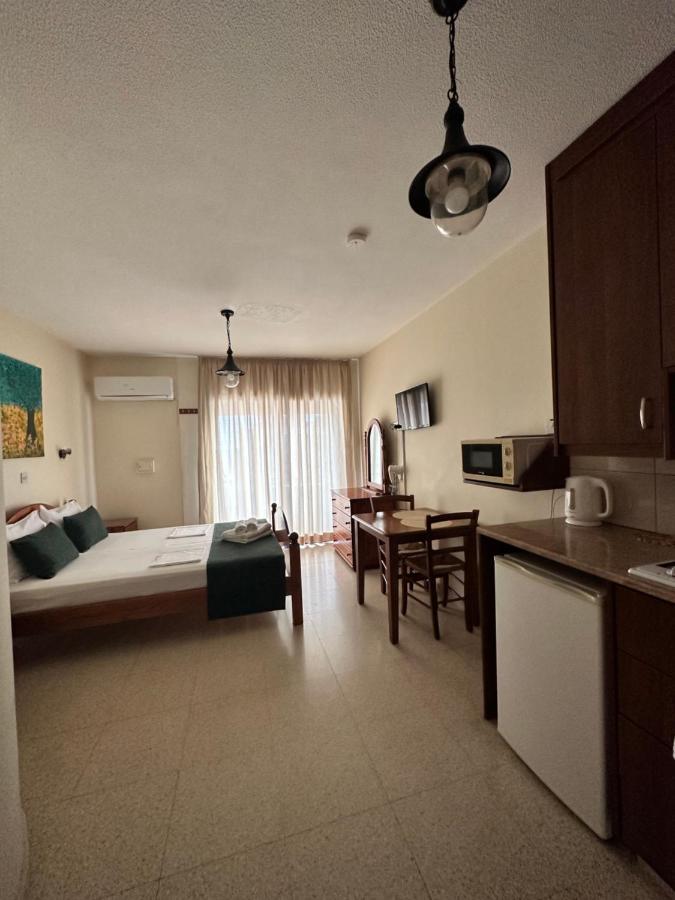 Estia Vasilis Manoli Apartment Айя Напа Екстериор снимка