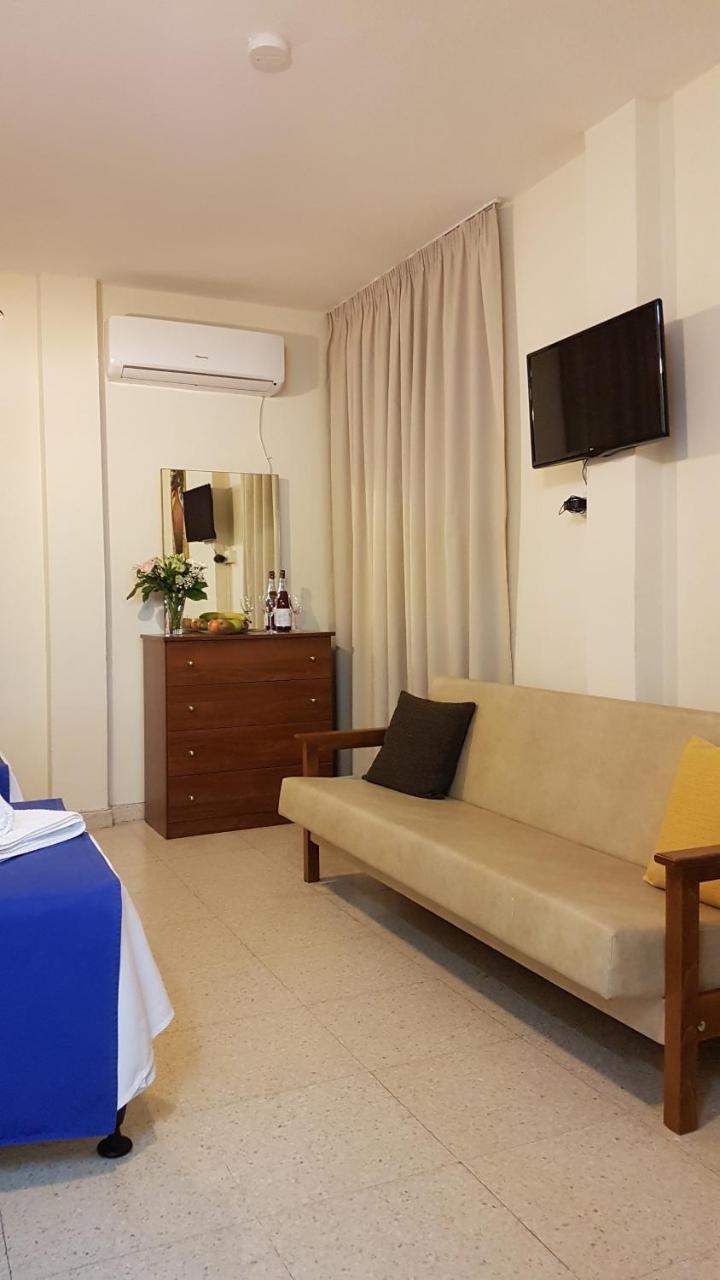 Estia Vasilis Manoli Apartment Айя Напа Екстериор снимка