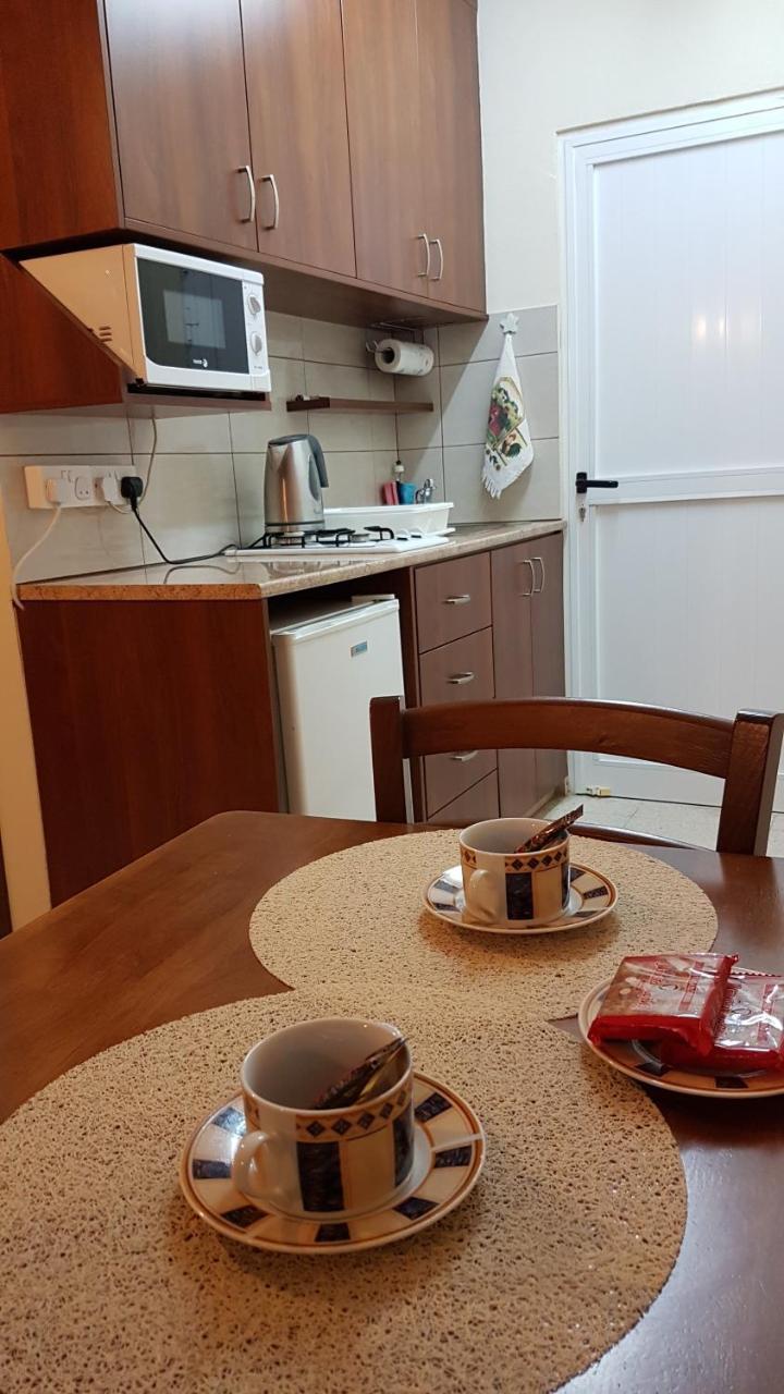 Estia Vasilis Manoli Apartment Айя Напа Екстериор снимка